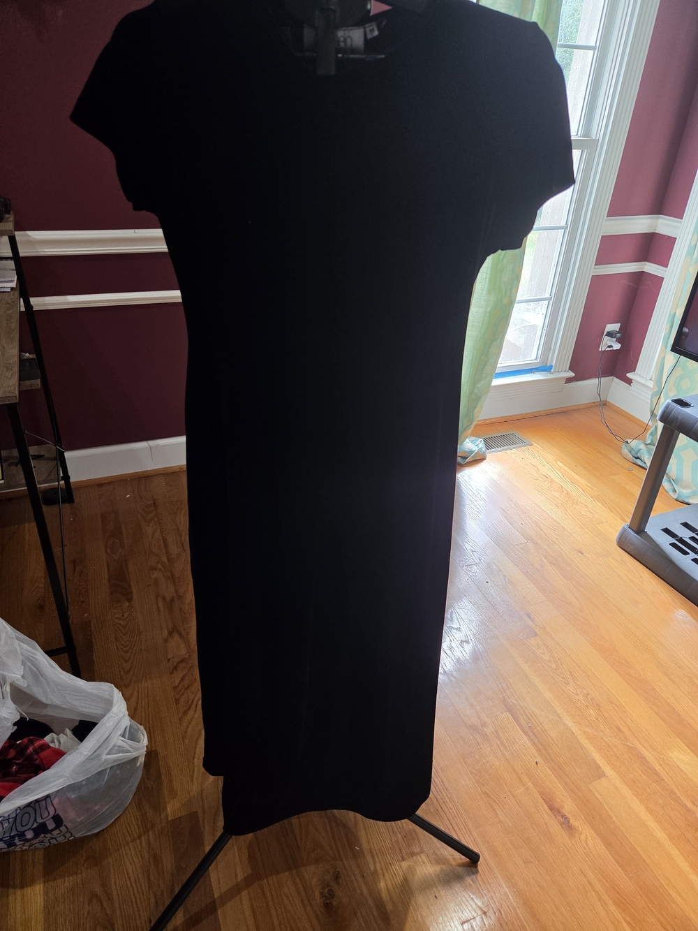 Women's Black Maxi Dress with Short Sleeves